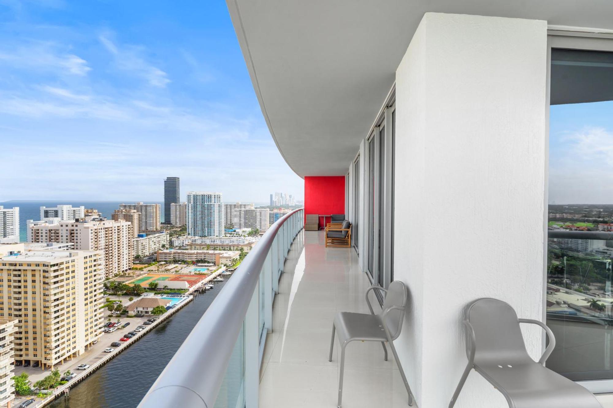Beachwalk Resort - Vip Tower - Oceanview Unit 3 Bedroom & 3 Bathroom 哈兰代尔海滩 外观 照片
